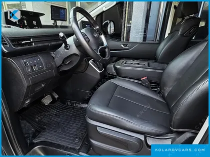 HYUNDAI STARIA 4WD TOURER 9-SEATER