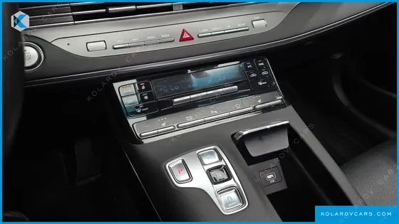 HYUNDAI GRANDEUR 3.0 LPI RENT CAR