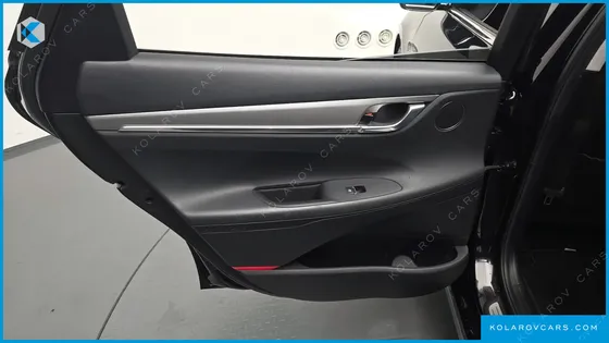HYUNDAI GRANDEUR 3.0 LPI RENT CAR