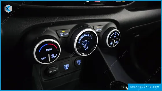 HYUNDAI VENUE 1.6 FLUX