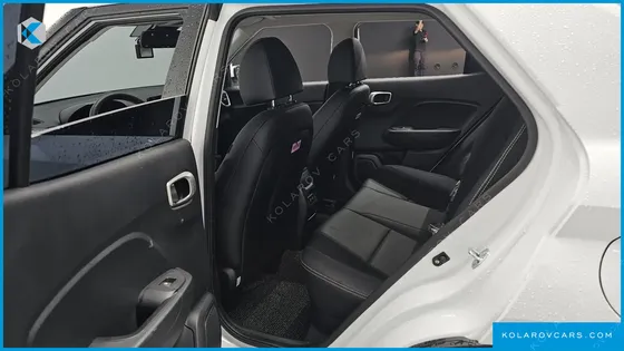 HYUNDAI VENUE 1,6 PREMIUM