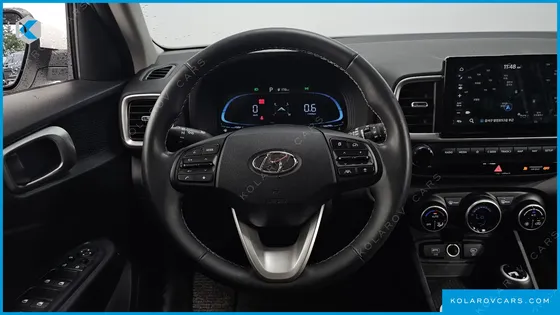 HYUNDAI VENUE 1,6 PREMIUM
