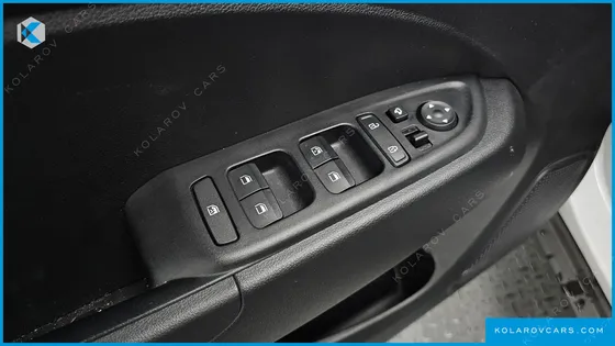 HYUNDAI VENUE 1,6 PREMIUM