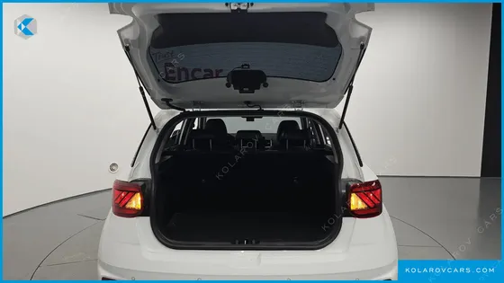 HYUNDAI VENUE 1,6 PREMIUM
