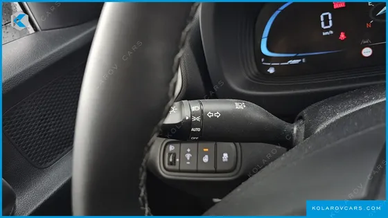 HYUNDAI VENUE 1,6 PREMIUM