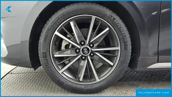 HYUNDAI GRANDEUR 2.5