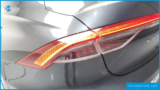 HYUNDAI GRANDEUR 3.3