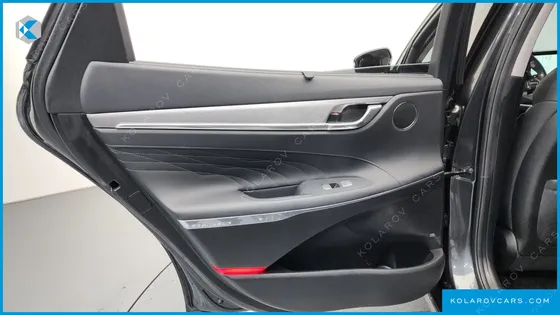 HYUNDAI GRANDEUR 3.3