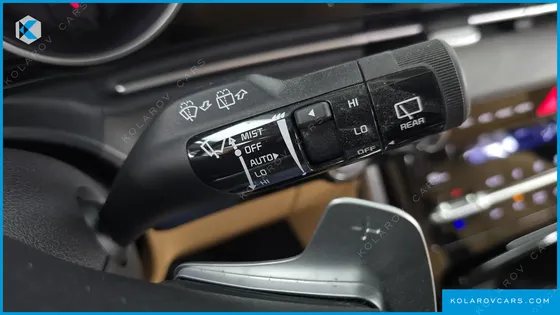 KIA CARNIVAL 7-SEATER NOBLESSE