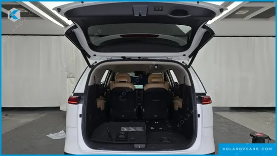 KIA CARNIVAL 7-SEATER NOBLESSE
