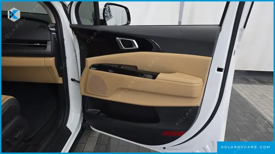 KIA CARNIVAL 7-SEATER NOBLESSE