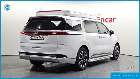 KIA CARNIVAL GASOLINE 9-SEATER HI-LIMOUSINE