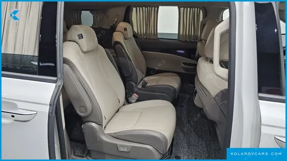 KIA CARNIVAL GASOLINE 9-SEATER HI-LIMOUSINE