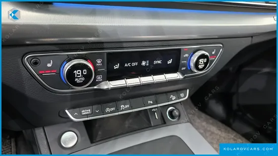 AUDI Q5 45 TFSI QUATTRO