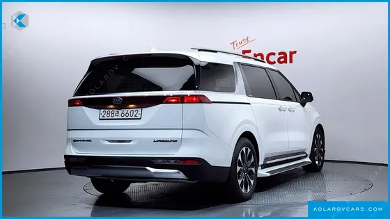KIA CARNIVAL 7-SEATER SIGNATURE