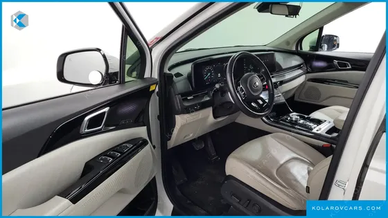 KIA CARNIVAL 7-SEATER SIGNATURE