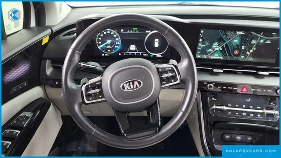 KIA CARNIVAL 7-SEATER SIGNATURE