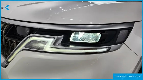 KIA CARNIVAL 7-SEATER SIGNATURE