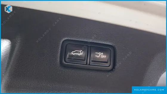 KIA CARNIVAL 7-SEATER SIGNATURE