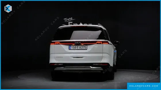 KIA CARNIVAL 9-SEATER SIGNATURE