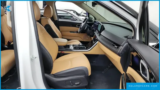 KIA CARNIVAL 9-SEATER SIGNATURE