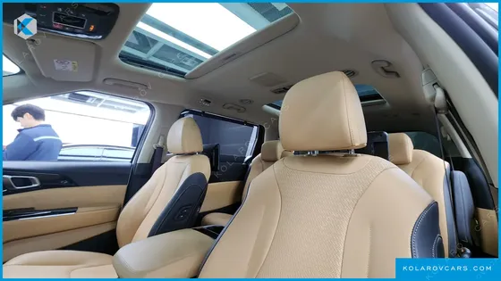 KIA CARNIVAL 9-SEATER SIGNATURE