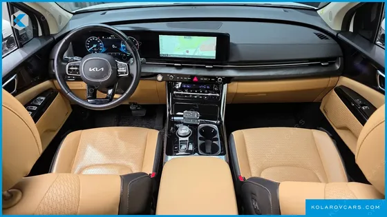 KIA CARNIVAL 7-SEATER SIGNATURE