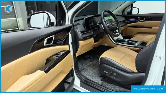 KIA CARNIVAL 7-SEATER SIGNATURE