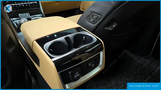 KIA CARNIVAL 7-SEATER SIGNATURE