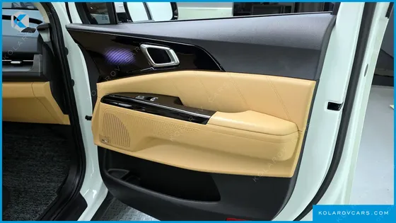KIA CARNIVAL 7-SEATER SIGNATURE