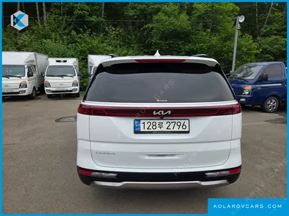 KIA CARNIVAL 9-SEATER SIGNATURE
