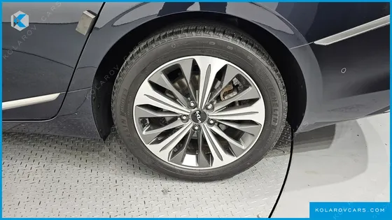 KIA K8 SIGNATURE