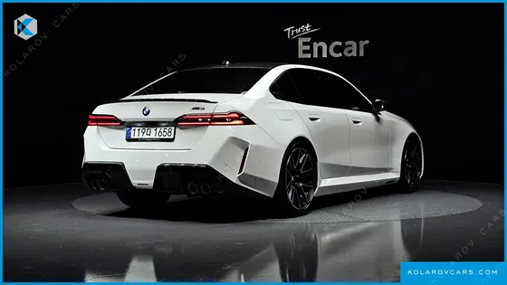 BMW M5 M5 SEDAN