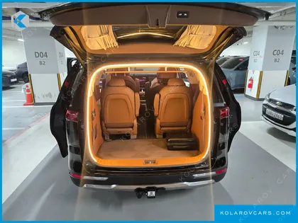 KIA CARNIVAL GASOLINE 9-SEATER SIGNATURE