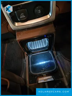 KIA CARNIVAL GASOLINE 9-SEATER SIGNATURE