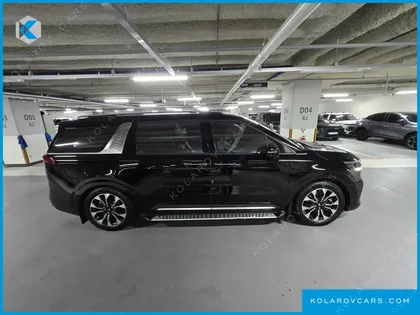 KIA CARNIVAL GASOLINE 9-SEATER SIGNATURE
