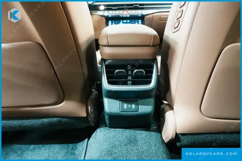 HYUNDAI GRANDEUR 2,5 GASOLINE 2WD