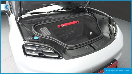 PORSCHE MACAN BASE 4
