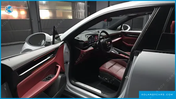 PORSCHE MACAN BASE 4