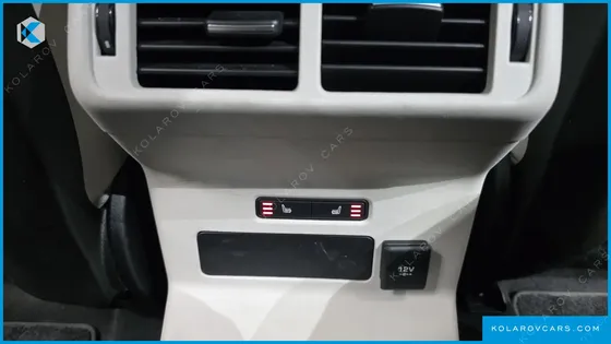 LAND ROVER RANGE ROVER VELAR 3.0 D300 R-DYNAMIC HSE