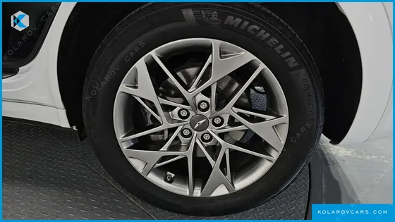GENESIS GV70 2.5T GASOLINE 2WD