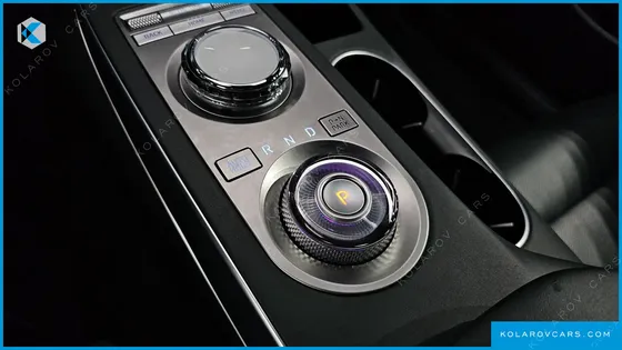 GENESIS GV70 2.5T GASOLINE 2WD