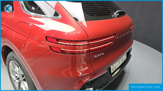 GENESIS GV70 2.5T GASOLINE 2WD