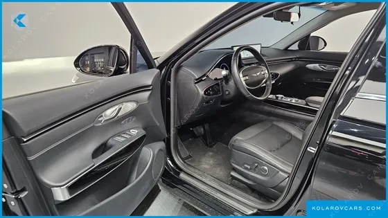 GENESIS GV70 2.5T GASOLINE 2WD