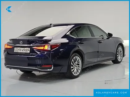 LEXUS ES EXECUTIVE