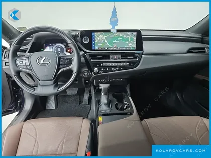 LEXUS ES EXECUTIVE