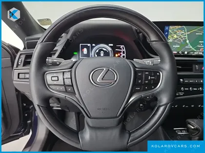 LEXUS ES EXECUTIVE