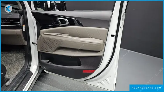 KIA CARNIVAL HEV 9SEATER SIGNATURE