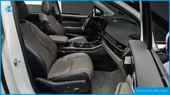 KIA CARNIVAL HEV 9SEATER SIGNATURE