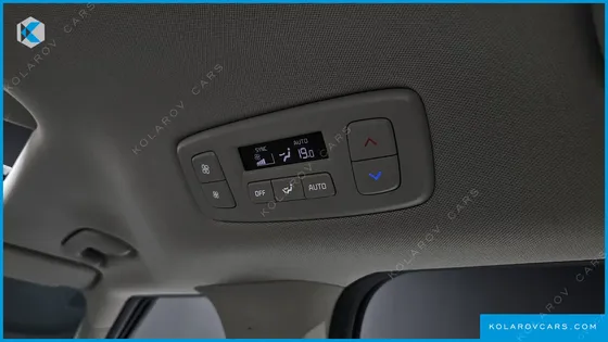 KIA CARNIVAL HEV 9SEATER SIGNATURE